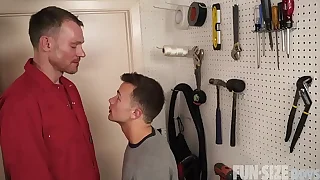 FunSizeBoys - Tiny twink fucked croak review being seduced wide of unselfish handyman